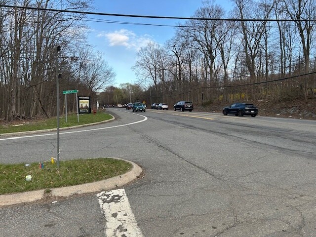 More Photos Of 2990 Navajo Rd, Yorktown Heights Industrial For Sale