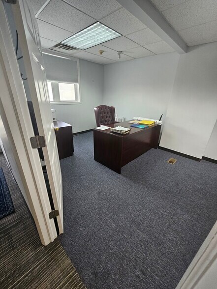 More Photos Of 3288 Delsea Dr, Franklinville Office For Lease