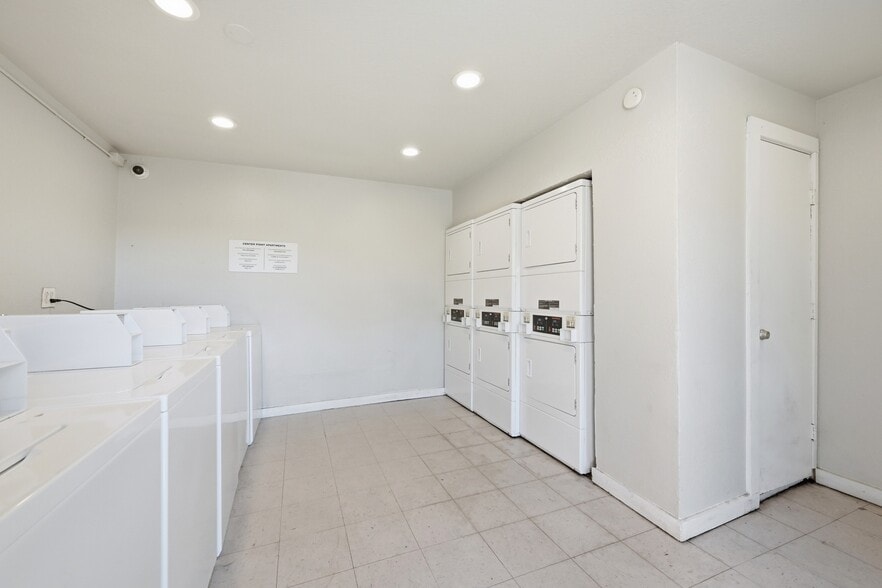More Photos Of 1007 E Rundberg Ln, Austin Apartments For Sale