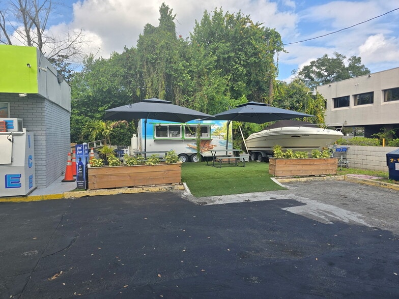 More Photos Of 1905 E Michigan St, Orlando Service Station For Sale