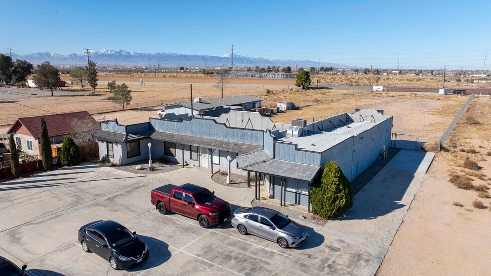 More Photos Of 18026 Jonathan St, Adelanto Medical For Lease