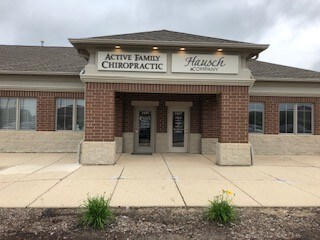 More Photos Of 1437-1457 Merchant Dr, Algonquin Medical For Sale