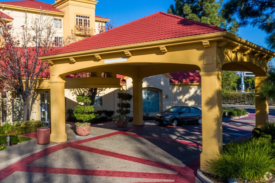More Photos Of 46200 Landing Pky, Fremont Hotel For Sale