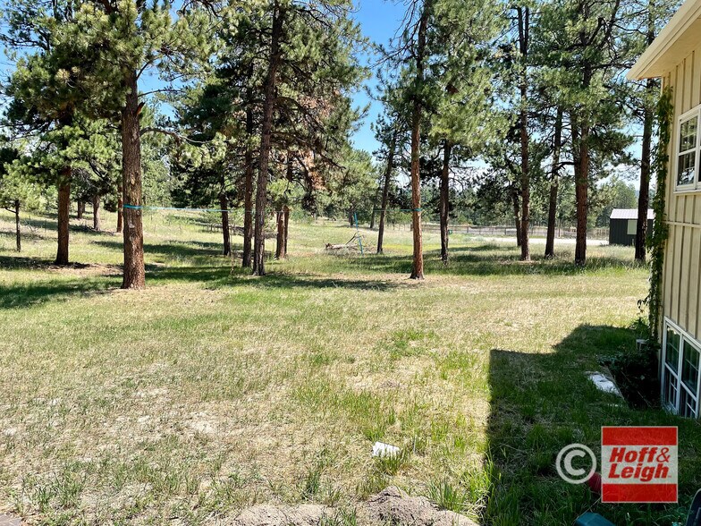 More Photos Of 245 Perry Park Ave, Larkspur Office For Sale