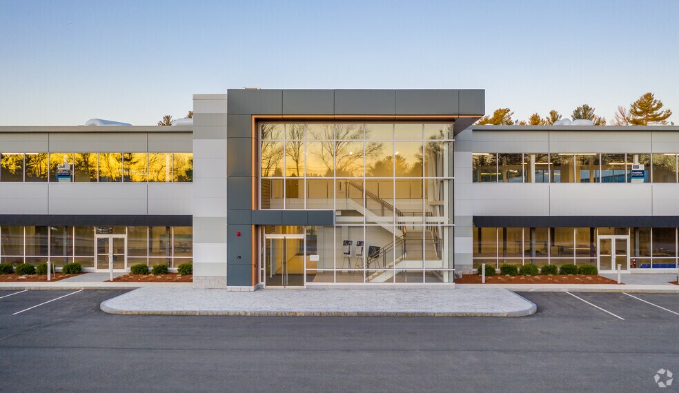 More Photos Of 54 Middlesex Tpke, Bedford Office For Lease