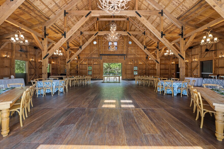 More Photos Of 11901 Fort King Hwy, Thonotosassa Winery Vineyard For Sale