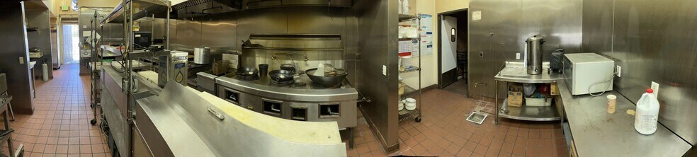 More Photos Of 8901-8925 Valley Blvd, Rosemead Storefront For Lease