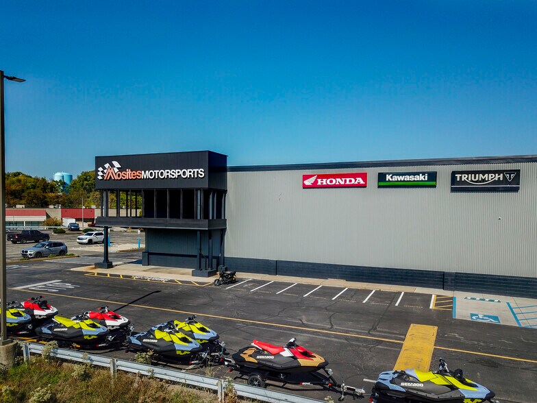 More Photos Of 1701 Lincoln Hwy, North Versailles Movie Theatre For Lease