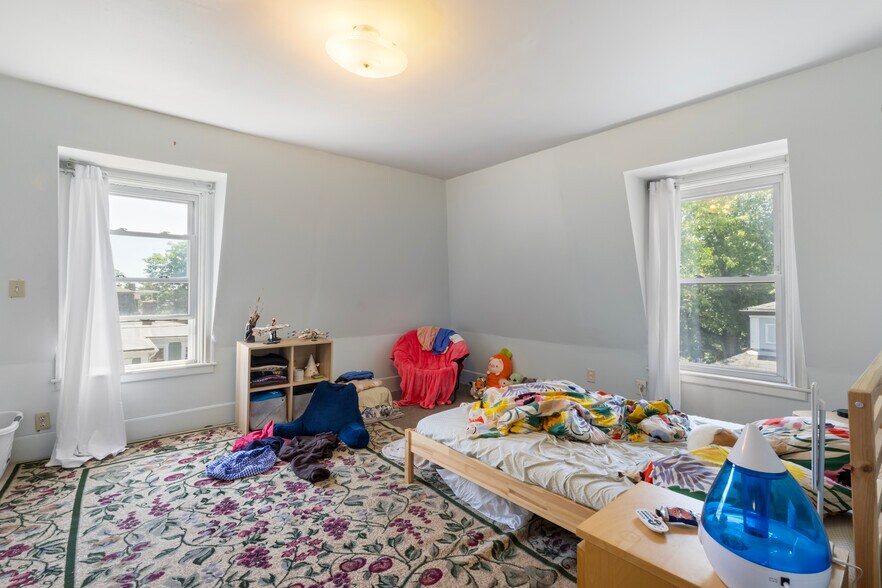 More Photos Of 176 Williams St, Providence Apartments For Sale