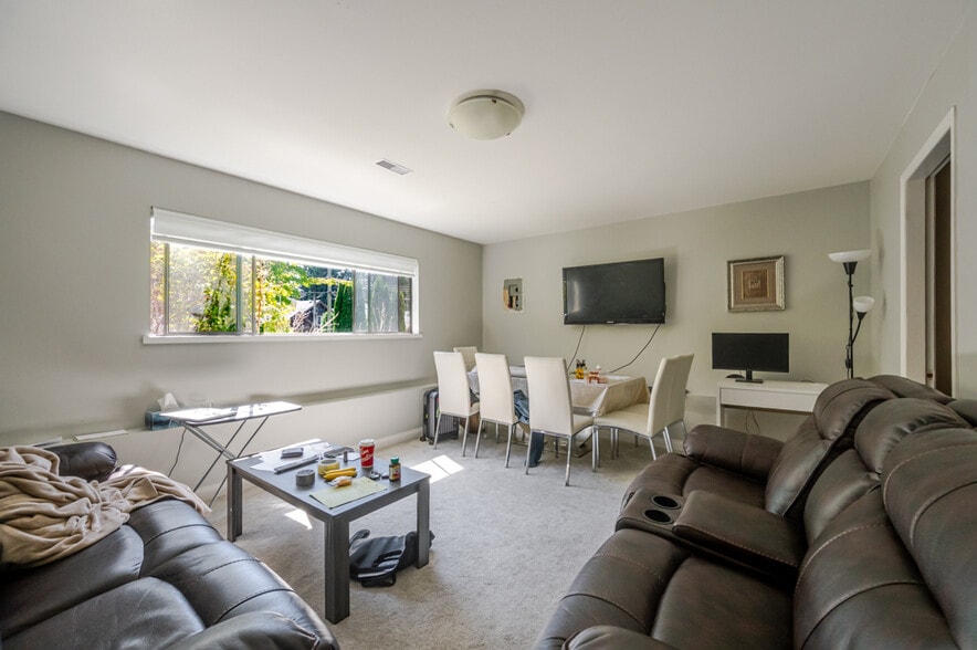 More Photos Of 32533 Ptarmigan Dr, Mission Daycare Center For Sale