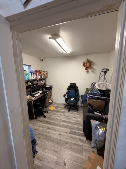 More Photos Of 11592 Anabel, Garden Grove Service For Sale