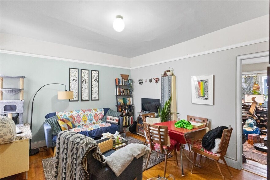 More Photos Of 2835 Anza St, San Francisco Apartments For Sale