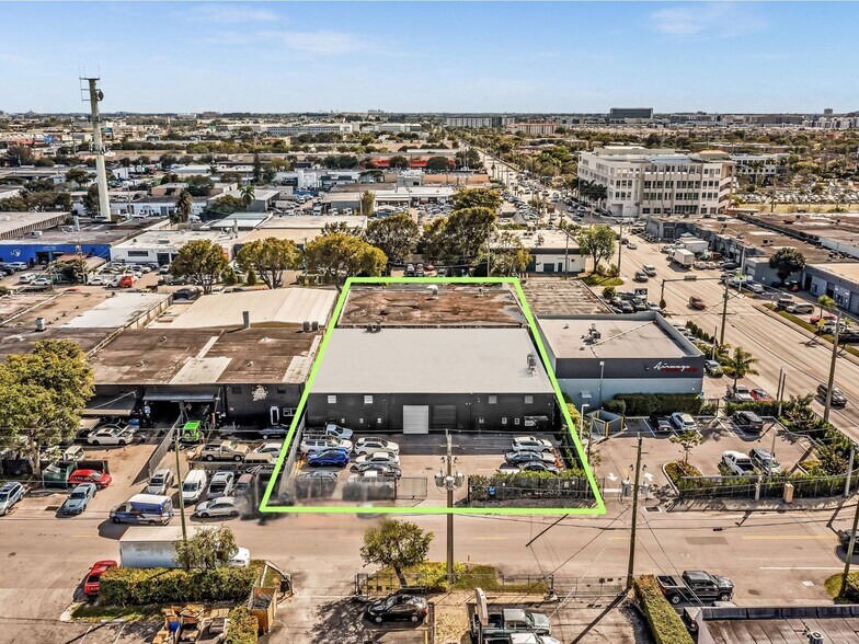 More Photos Of 7880-7882 NW 56th St, Miami Warehouse For Lease