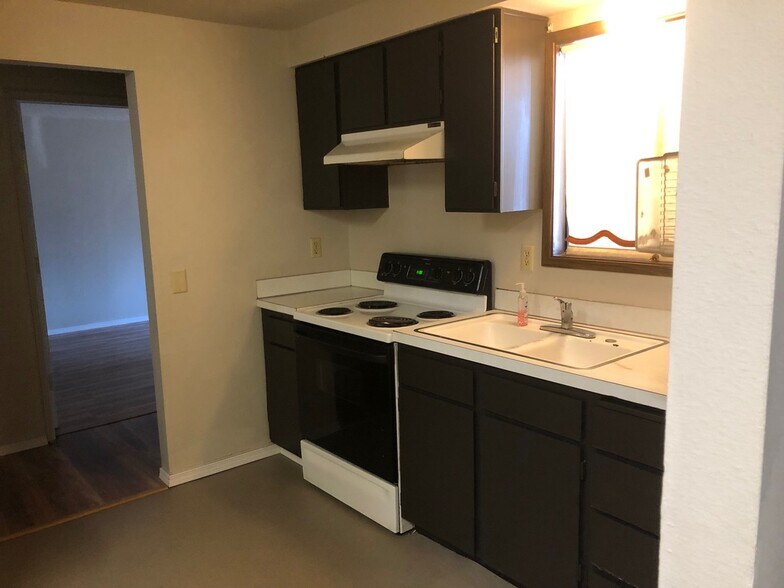 More Photos Of 1640-1650 Mill St, Eugene Apartments For Sale