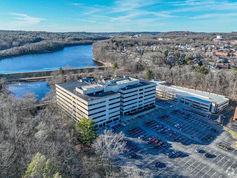 More Photos Of 800 South St, Waltham Office For Sale