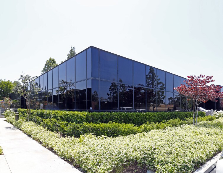 More Photos Of 23191-23193 La Cadena Dr, Laguna Hills Office For Sale