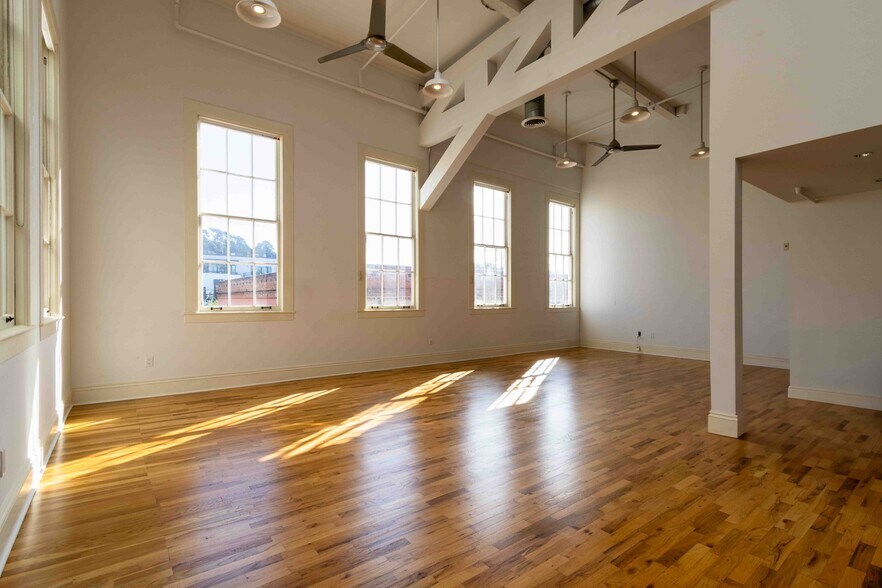 More Photos Of 777 Florida St, San Francisco Loft Creative Space For Lease