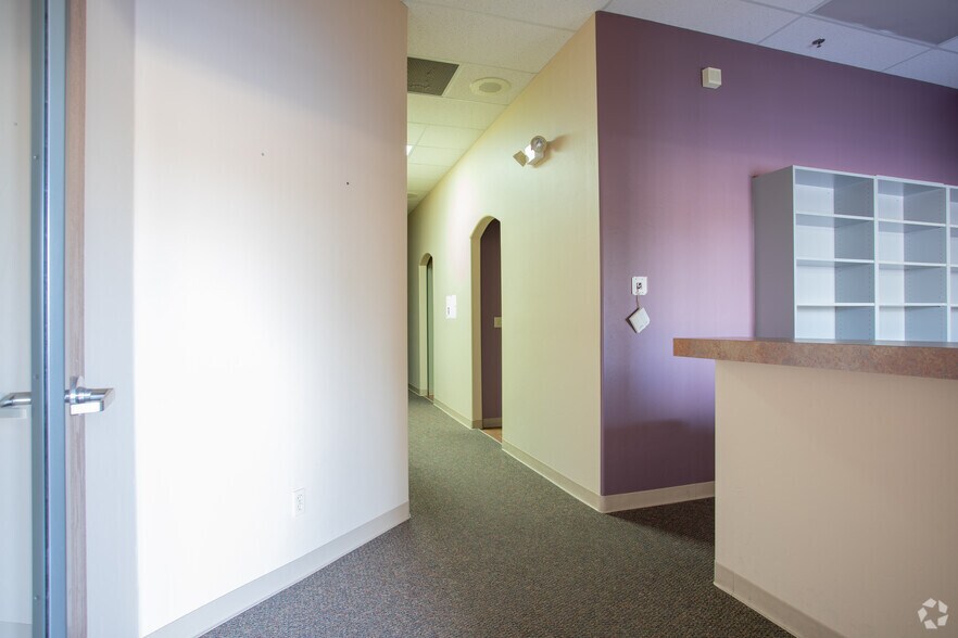 More Photos Of 8300-8360 N Thornydale Rd, Tucson Unknown For Lease