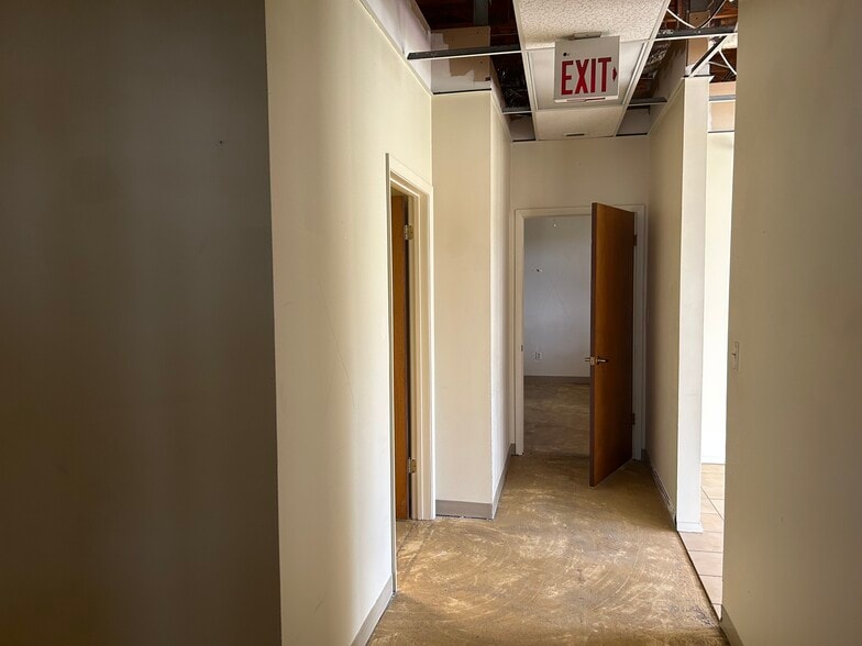 More Photos Of 925 SE 1st St, Pompano Beach Medical For Sale