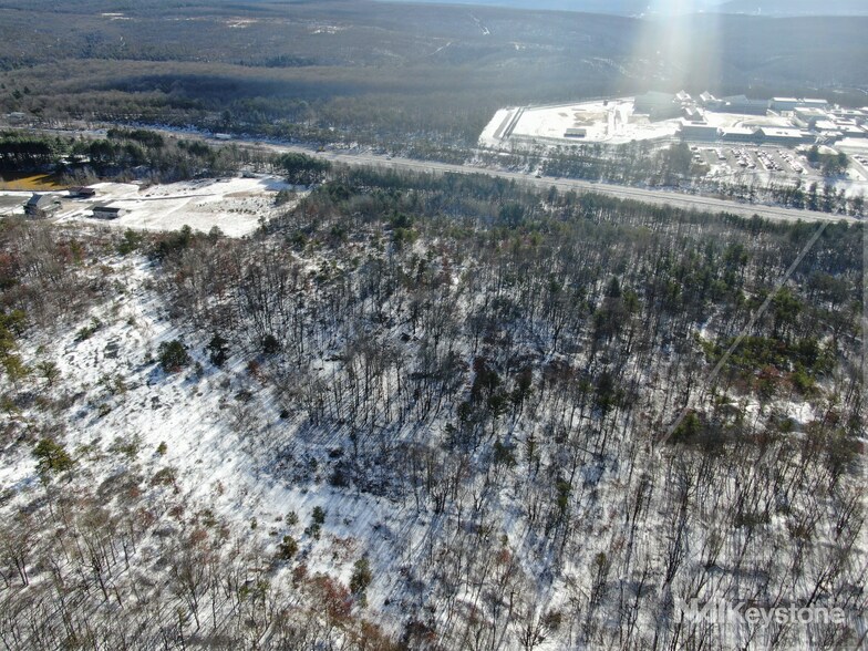 More Photos Of 178 Industrial Rd, Frackville Flex For Sale