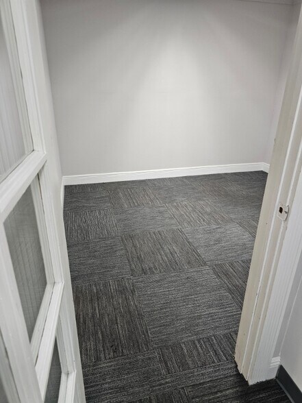 More Photos Of 3277 SE 14th Ave, Fort Lauderdale Warehouse For Lease