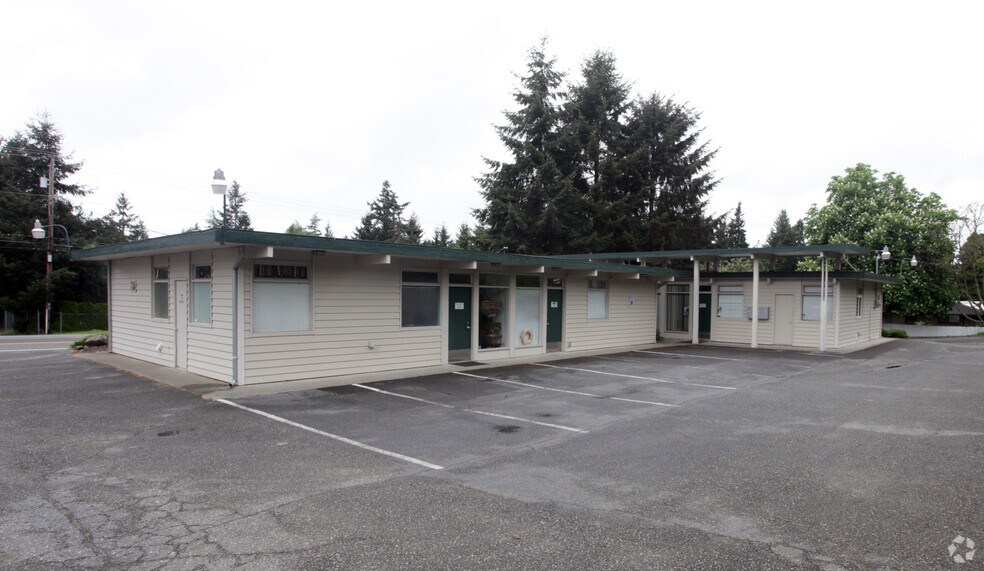 More Photos Of 20710-20716 1st Ave S, Des Moines Office For Lease