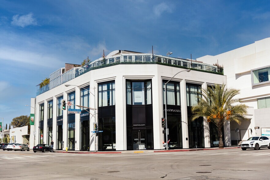 Primary Photo Of 8711 Melrose Ave, West Hollywood Storefront Retail Office For Lease