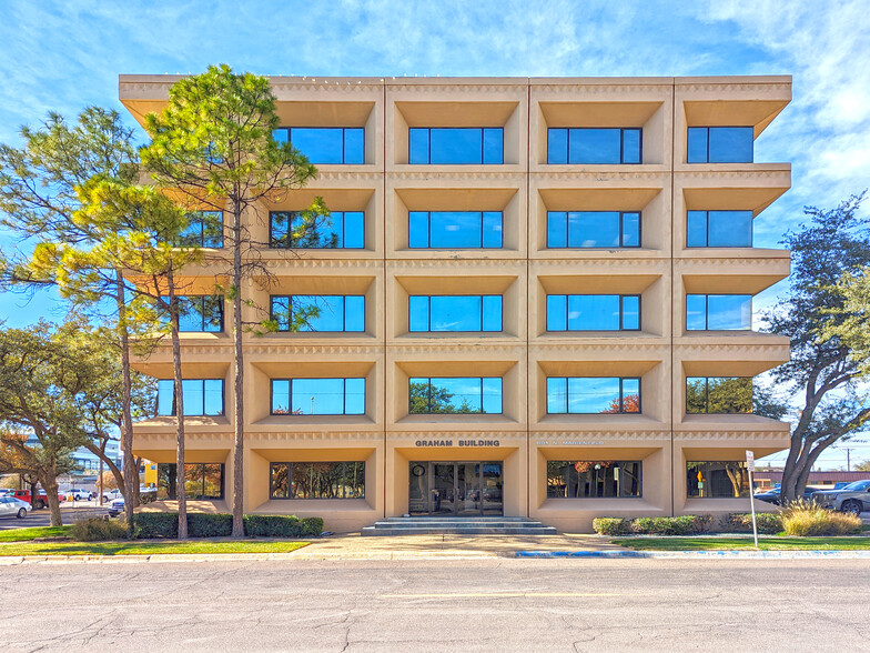 Primary Photo Of 601 N Marienfeld St, Midland Office For Lease