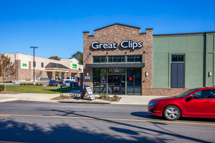 More Photos Of 100 N Florida St, Mobile Unknown For Lease