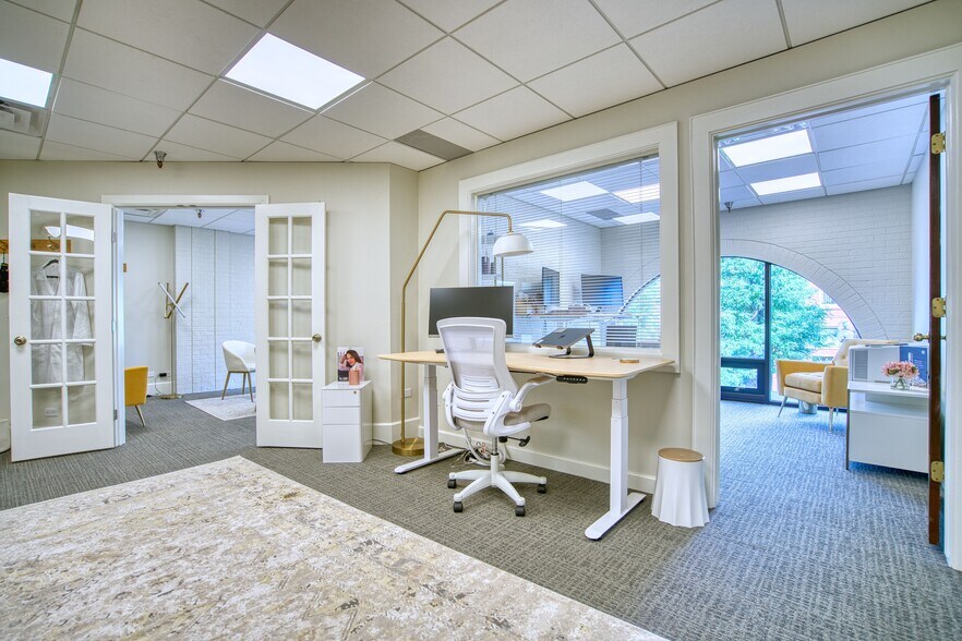 More Photos Of 1200 Pearl St, Boulder Office For Lease