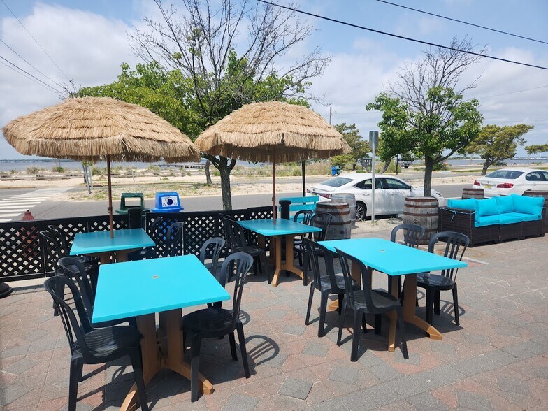 More Photos Of 607 Bay Blvd, Lavallette Restaurant For Sale