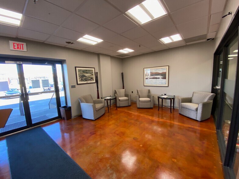 More Photos Of 1015 S Green St, Tupelo Industrial For Sale