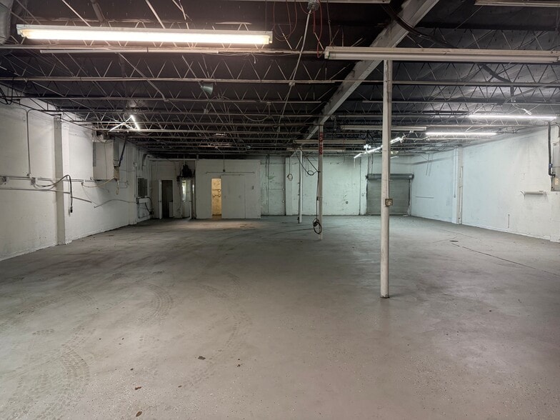 More Photos Of 709 NW 8th Ave, Fort Lauderdale Warehouse For Sale