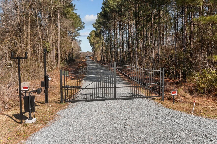 More Photos Of 9572 Hwy 41 W, Pink Hill Land For Sale