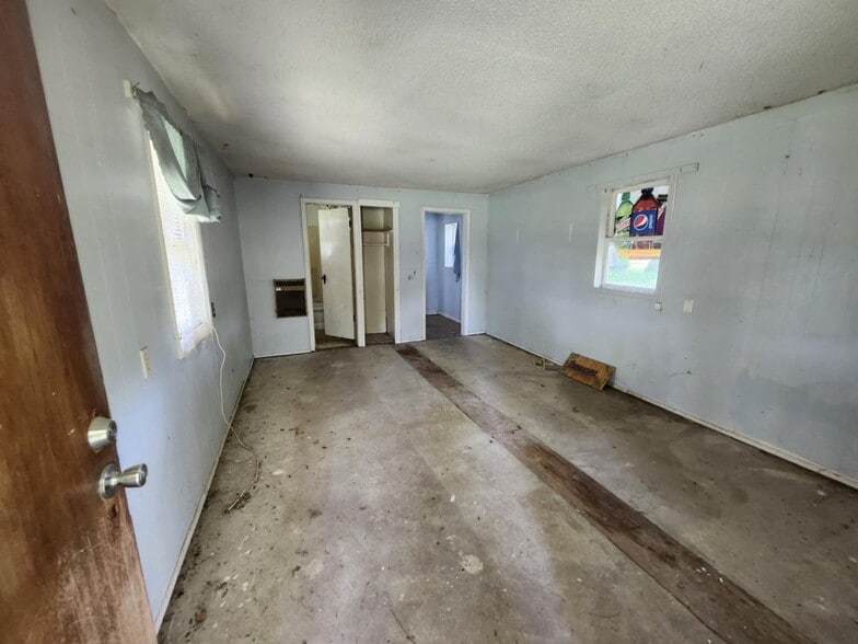 More Photos Of 1303 US-63, Cabool Apartments For Sale