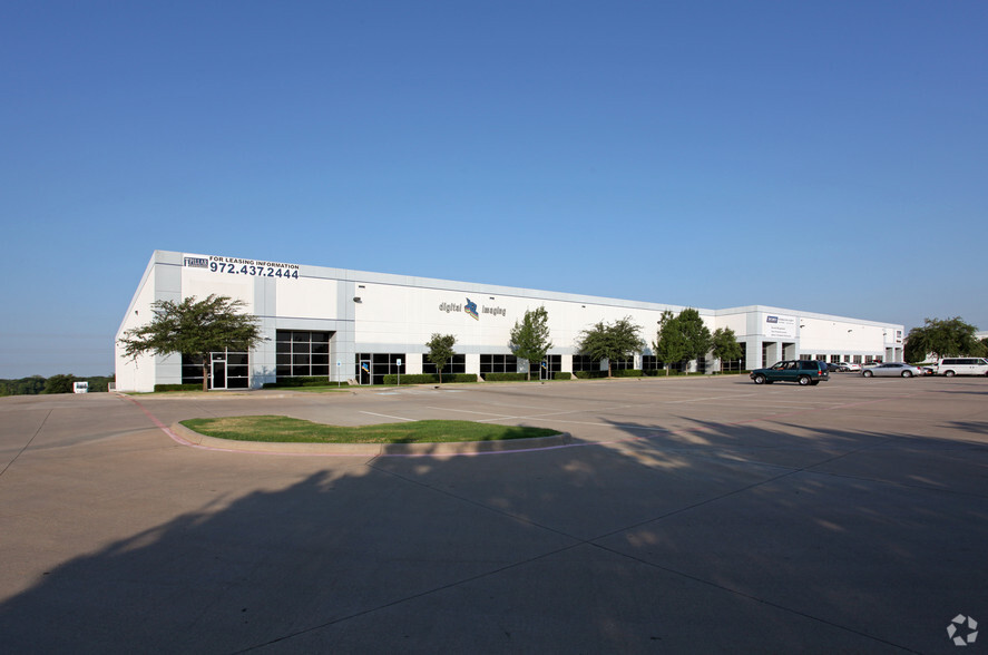 Primary Photo Of 9755 Clifford Dr, Dallas Distribution For Lease