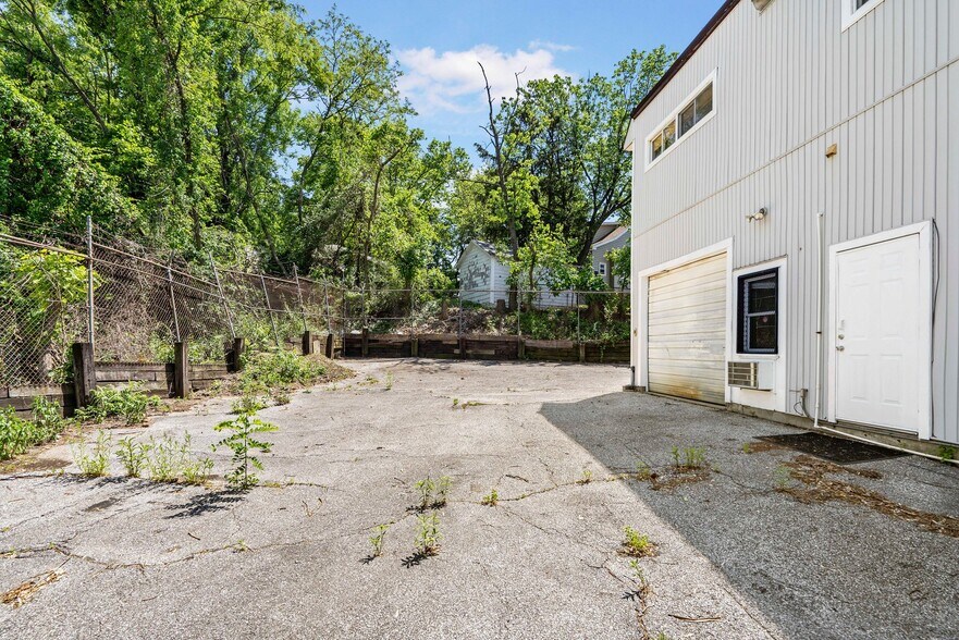 4300 Ridge Rd, Nottingham, MD 21236 For Lease