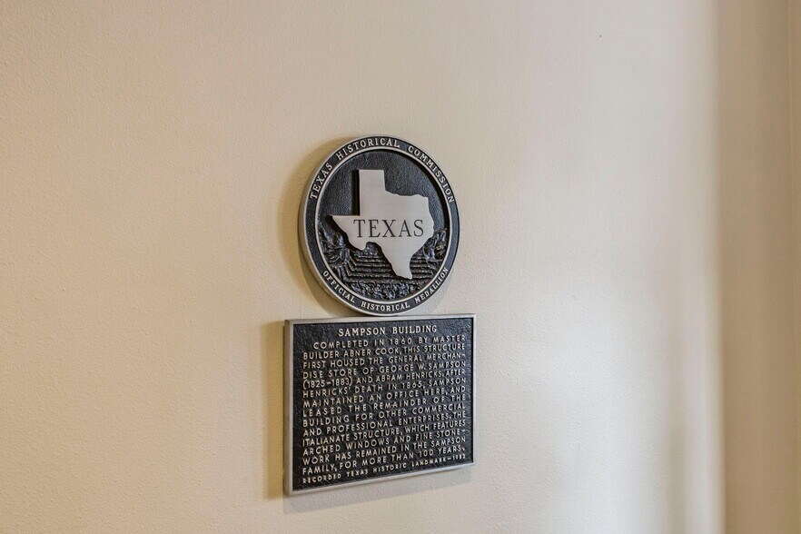 More Photos Of 620 Congress Ave, Austin Office For Lease