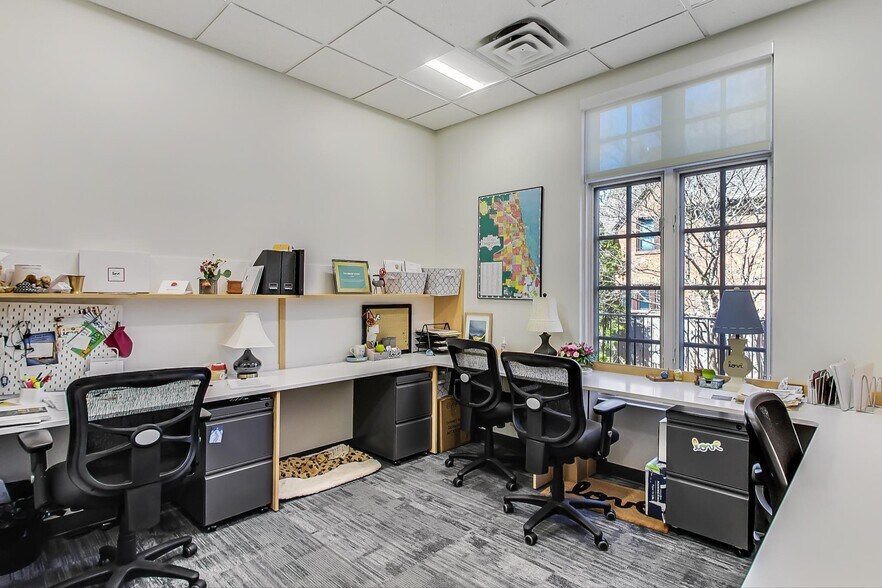 More Photos Of 324 W Touhy Ave, Park Ridge Office For Lease