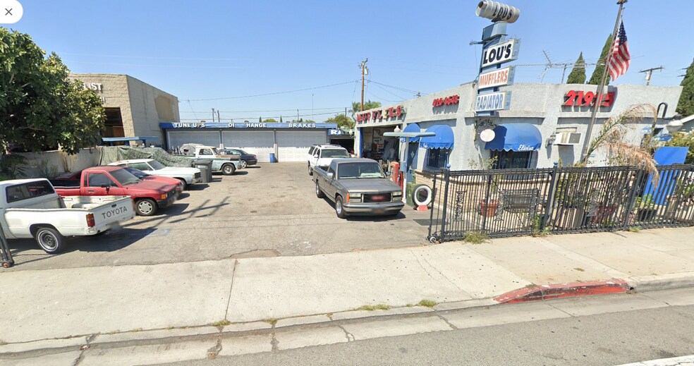 Primary Photo Of 21925 Norwalk Blvd, Hawaiian Gardens Auto Repair For Sale