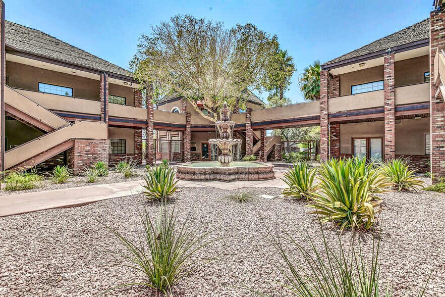 More Photos Of 4105 N 20th St, Phoenix Medical For Lease