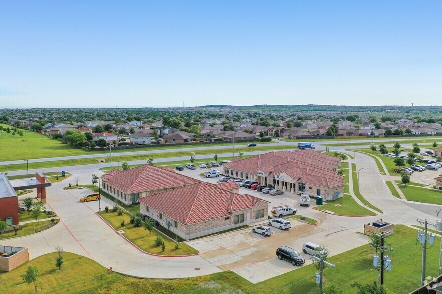 More Photos Of 3400 N Tarrant Pkwy, Fort Worth Medical For Lease