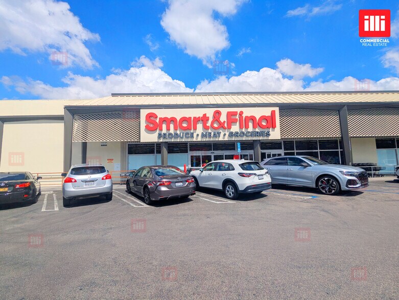 More Photos Of 6535-6585 Foothill Blvd, Tujunga General Retail For Lease