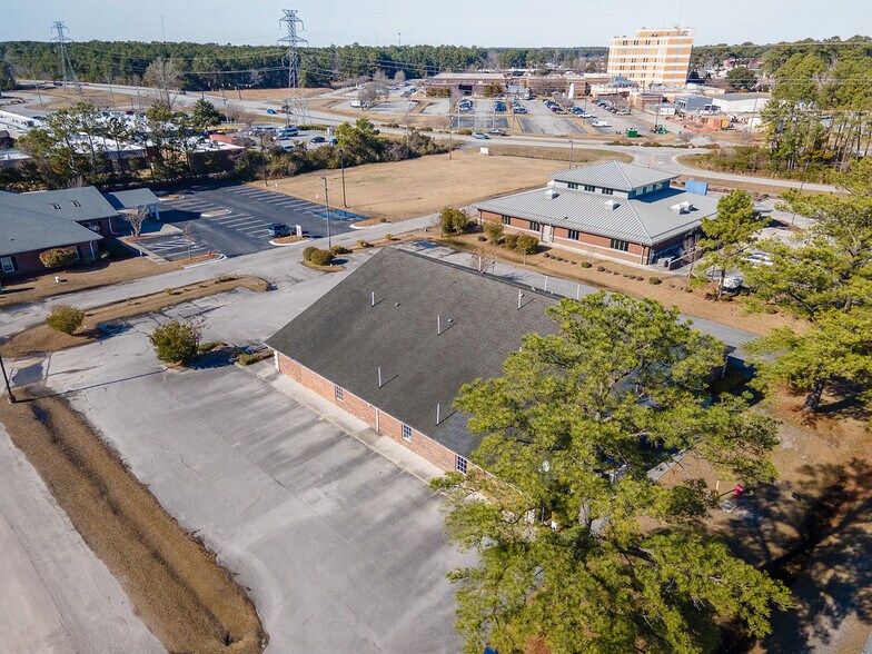 More Photos Of 217-219 Station St, Jacksonville Medical For Sale