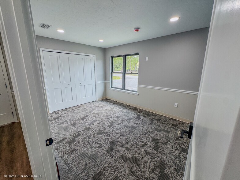 More Photos Of 490 SE 3rd Ave, Lake Butler Office For Lease