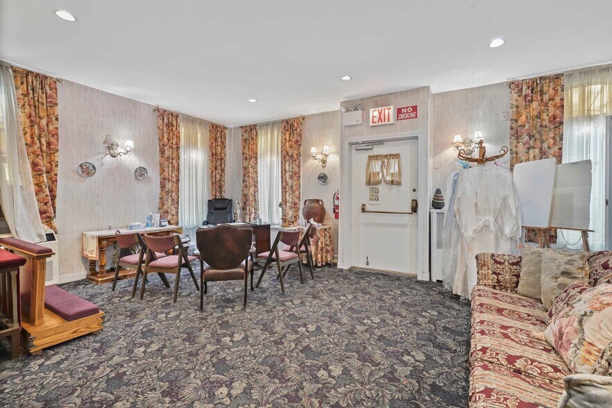 More Photos Of 509 Liberty Ave, Brooklyn Funeral Home For Sale