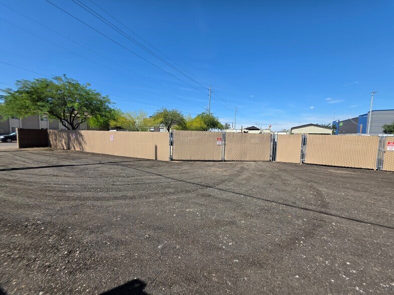 More Photos Of 21414 N 24th Dr, Phoenix Land For Lease