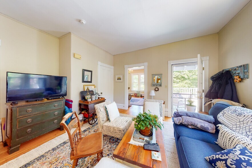 More Photos Of 40 High St, Acton Apartments For Sale