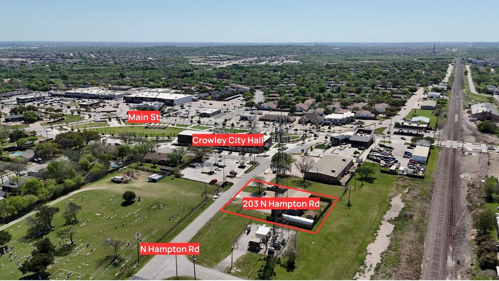 More Photos Of 203 N Hampton Rd, Crowley Warehouse For Lease