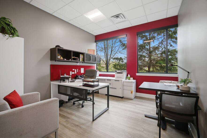 More Photos Of 795 Ela Rd, Lake Zurich Office For Lease